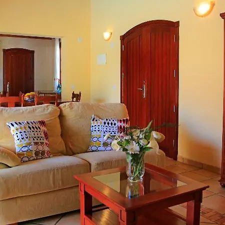 Apartment Brisas Del Mar *