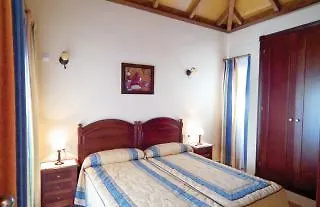 Brisas Del Mar Hotel *